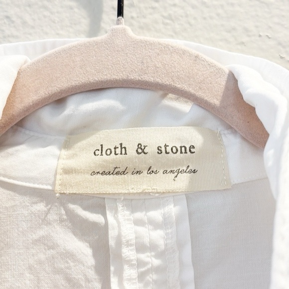 Cloth & Stone Button Down White Shirt with Eyelet Details in Shoulders size PS - Picture 3 of 7